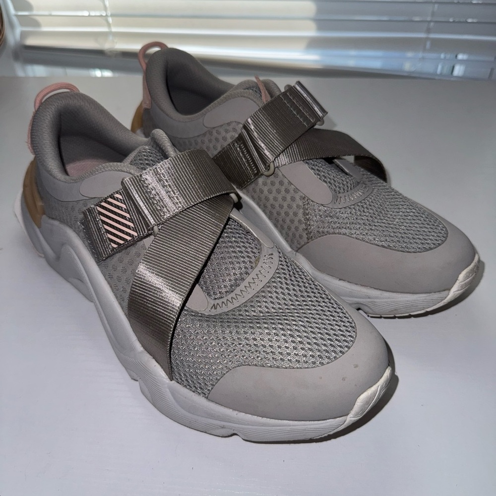 Sorel Gray Athletic Shoes with Pink and Tan Accents